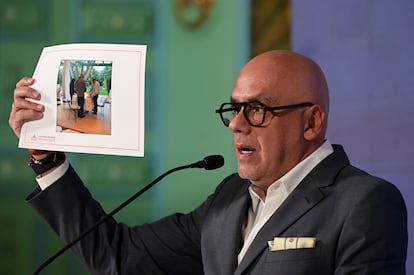 El presidente de la Asamble Nacional venezolana, Jorge Rodríguez, en una rueda de prensa en Caracas, el 18 de septiembre.