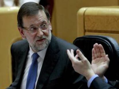 El presidente del Gobierno, Mariano Rajoy, durante la sesión de control al Ejecutivo hoy en el pleno del Senado.