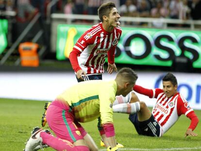 Brizuela celebra uno de sus goles. 