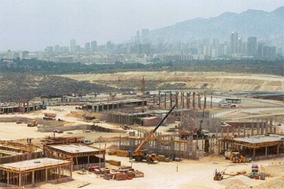 Obras de construcción de Terra Mítica.