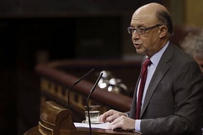 El ministro de Hacienda, Crist&oacute;bal Montoro, en el Congreso de los Diputados. 