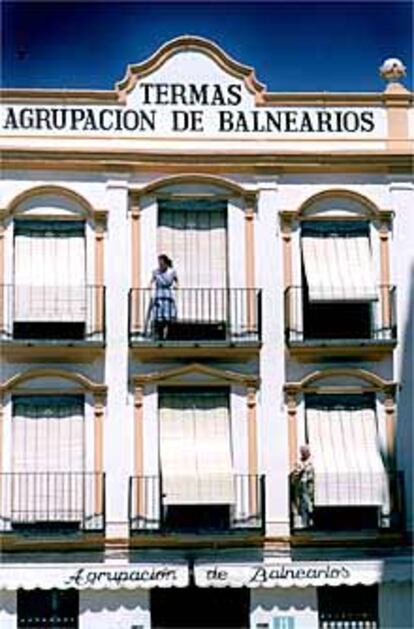 Fachada de la Agrupación de Balnearios de La Vilavella.