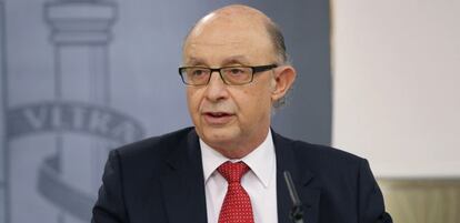 El ministro de Hacienda, Crist&oacute;bal Montoro.