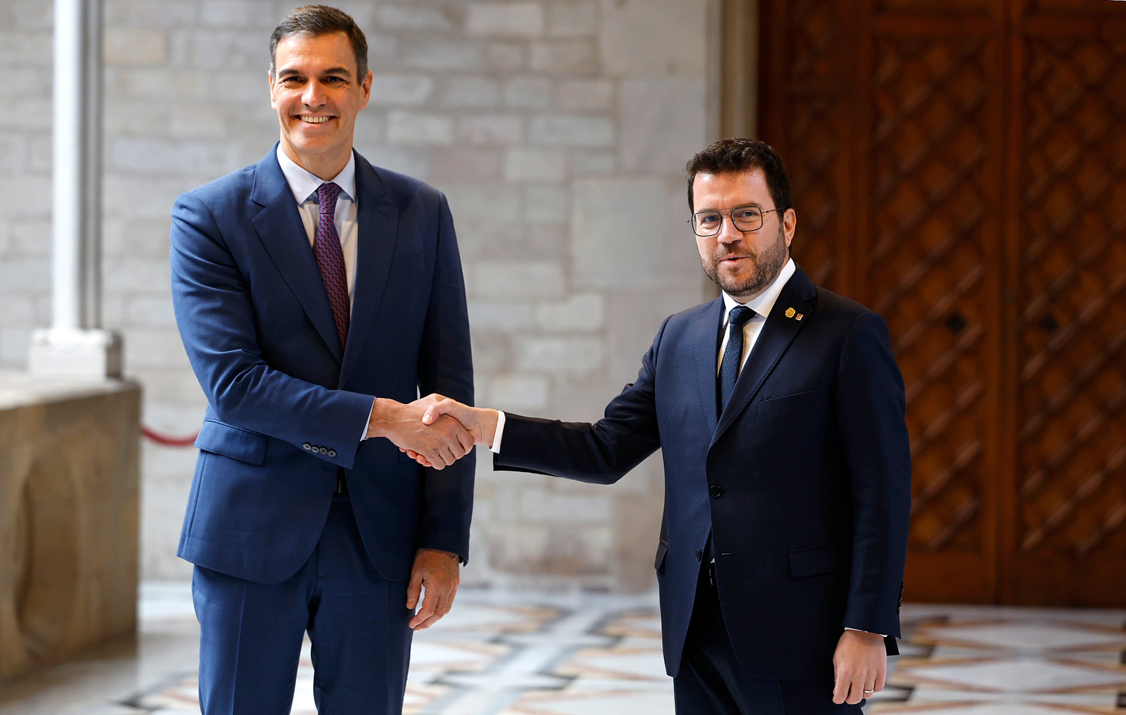 Sánchez y Aragonès se reúnen este miércoles en Barcelona en la semana clave de la negociación para investir a Illa