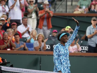 Venus saluda al público de Indian Wells.