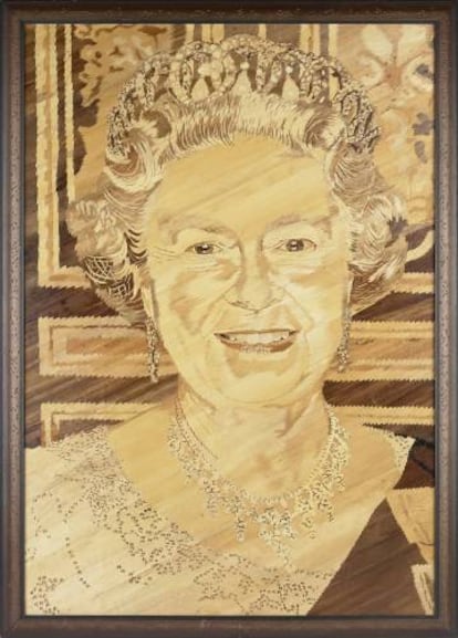 Retrato de Isabel II elaborado con cáscara de plátanos.