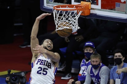 Ben Simmons, de los Sixers, durante un partido contra Atlanta Hawks en junio de 2021.