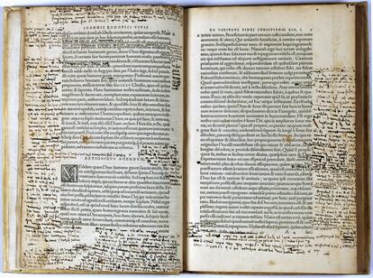 Páginas de la edición original del tratado teológico 'De veritate fedei christianae', de Luis Vives.