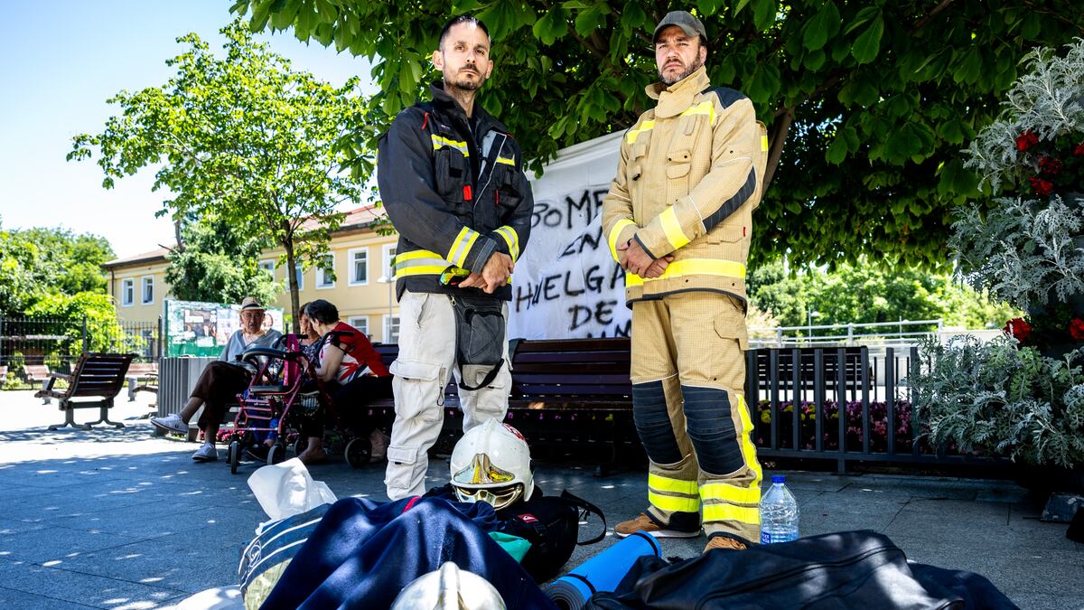Bomberos en tierra de nadie y en huelga de hambre: “Prefiero morir a ...