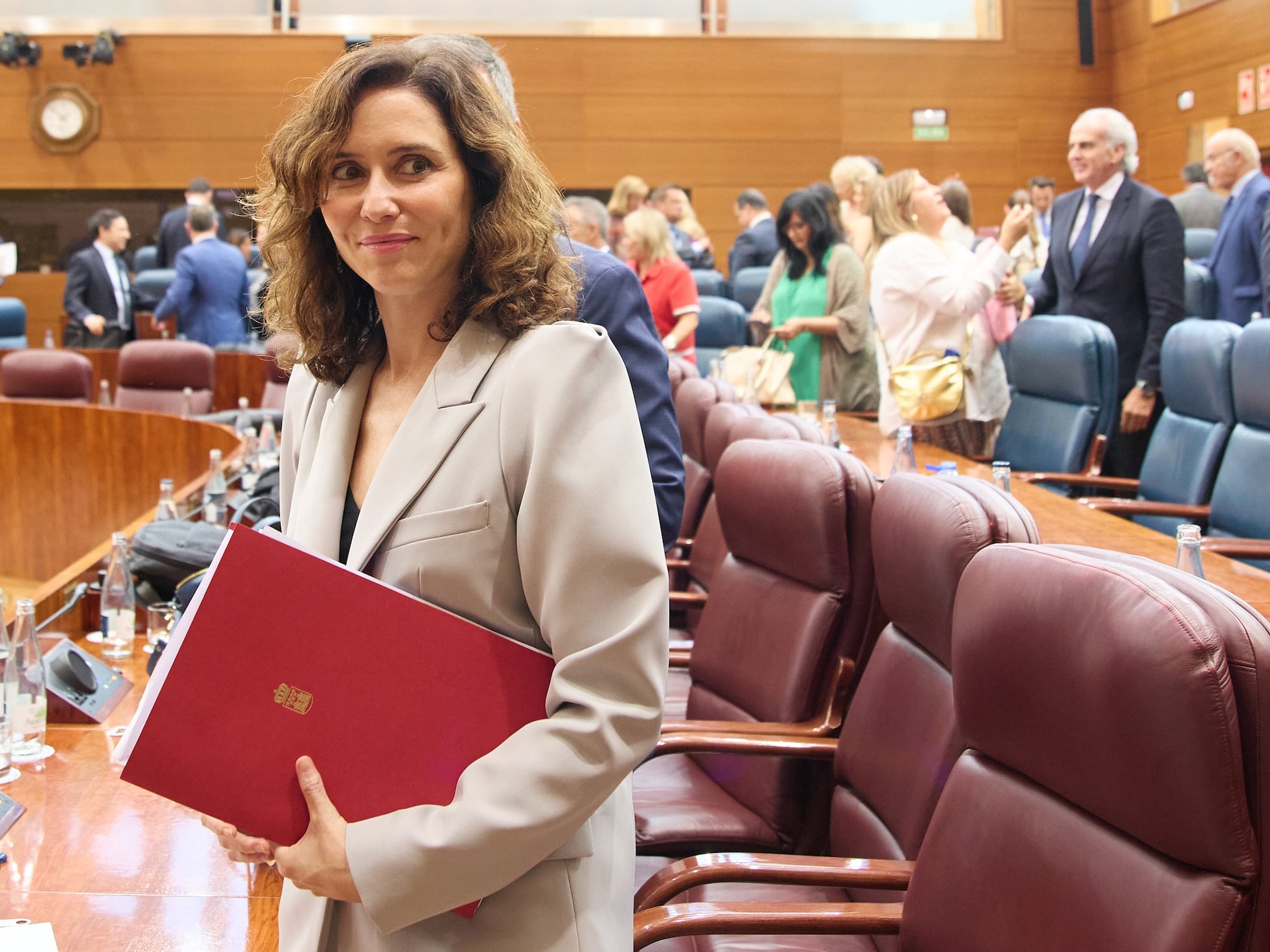 Ayuso afila su discurso más regionalista y define Madrid como la comunidad “más importante de España” | Noticias de Madrid | EL PAÍS