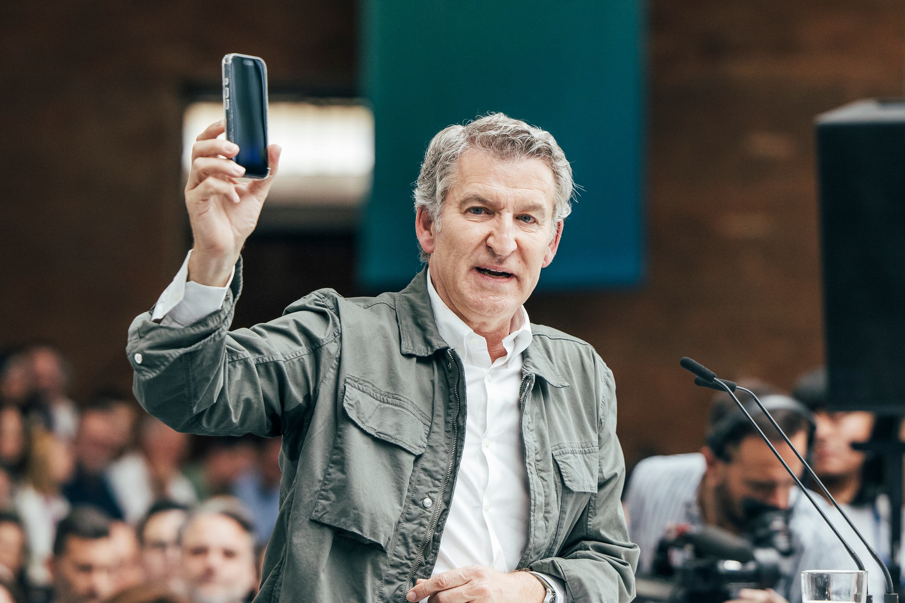 El presidente del PP, Alberto Núñez Feijóo, en un acto electoral el pasado 10 de mayo en Málaga. 