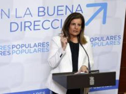 La ministra de Empleo y Seguridad Social, Fátima Bañez, durante su intervención en el foro "Hablemos de Europa".