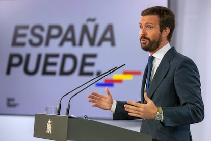 El líder del PP, Pablo Casado, en la rueda de prensa posterior al encuentro con Sánchez, la semana pasada.