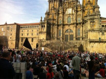 Asamblea en la plaza do Obradoiro