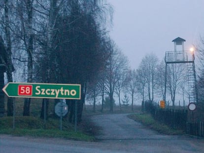 Las cercan&iacute;as de la ciudad polaca de Stare Kiejkuty, donde organizaciones de derechos humanos apuntan que se ubic&oacute; una c&aacute;rcel secreta de la CIA. / Czarek Sokolowski (AP)