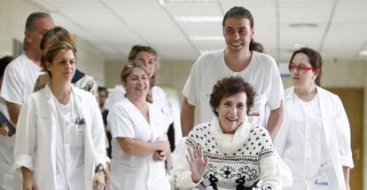 La auxiliar sanitaria Teresa Romero, el 5 de noviembre de 2014, tras recibir el alta por ébola.