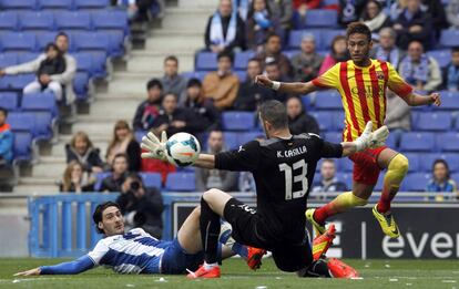  Neymar falla ante Casilla