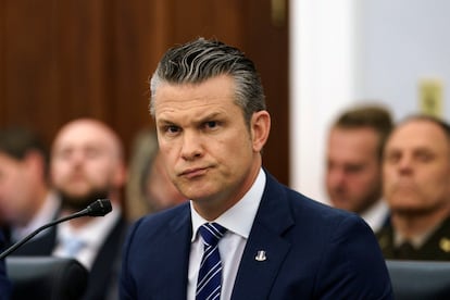 El secretario de Defensa, Pete Hegseth, en su comparecencia este martes en una audiencia de la Cámara de Representantes, en Washington.