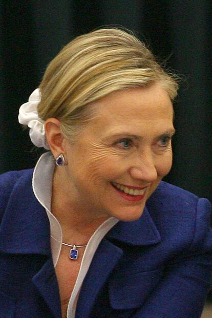 Hillary Clinton con ‘scrunchie’, en 2011.