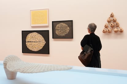 Exposición 'Savia y sangre' de Laura Lío en el museo Marco de Vigo.