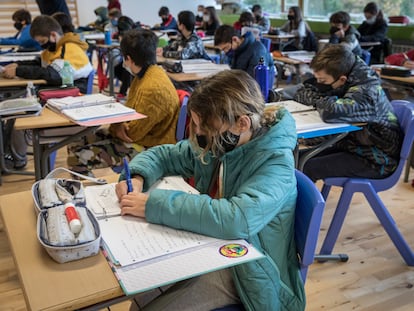 Una clase de primero de la ESO en un centro educativo valenciano a finales de diciembre.