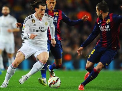 Bale trata de superar a Neymar y Alba