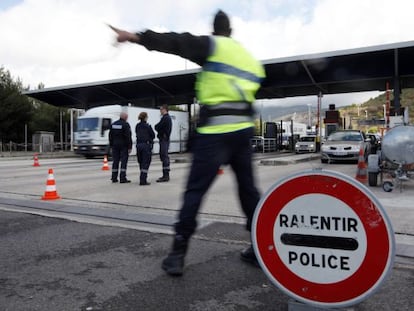 Controle fronteiriço entre a França e a Itália em 2011.