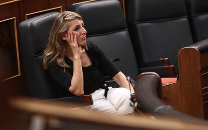 La ministra de Trabajo, Yolanda Díaz, durante el pleno celebrado en el Congreso de los Diputados el 10 de junio.