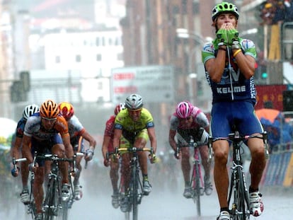 Alejandro Valverde, con el maillot de Kelme, en 2019.