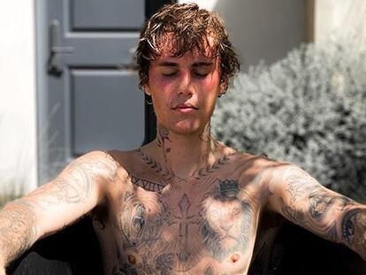 Justin Bieber con el torso descubierto, en una imagen de su Instagram.