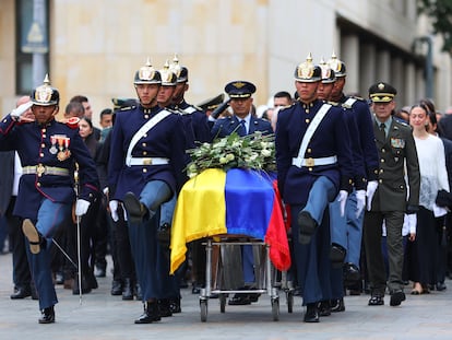 Actos fúnebres del senador Miguel Uribe, en Colombia, este miércoles.
