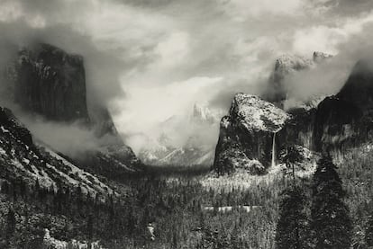 <i>Clearing winter storm, Yosemite National Park</i> (1938), de Ansel Adams.