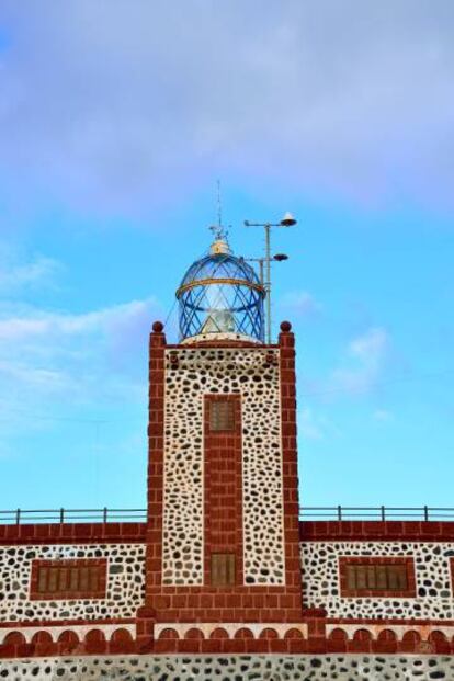 La cúpula diáfana del faro de La Entallada, en Fuerteventura.