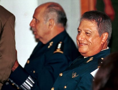 Mario Arturo Acosta Chaparro durante el Consejo de Guerra que le juzgó en octubre de 2002 por su participación con el narcotráfico.