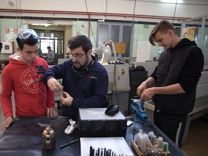 Estudiantes de Formancion Profesional de los Salesianos de Atocha en Madrid.