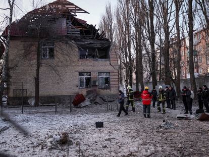 Uno de los puntos de Kiev donde han golpeado en la mañana de este miércoles los drones iraníes que emplea Rusia en sus ataques