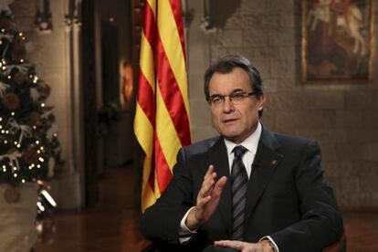 Artur Mas, durante la emisión del discurso de Fin de Año.