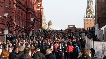 Marcha "San Petersburgo estamos contigo" el 6 de abril en las calles de Moscú.