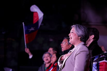 Jeannette Jara, tras ganar las primarias presidenciales en Santiago, Chile.