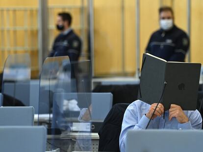 Un presunto miembro de la 'Ndrangheta, en el tribunal en la ciudad alemana de Düsseldorf, el pasado día 12.