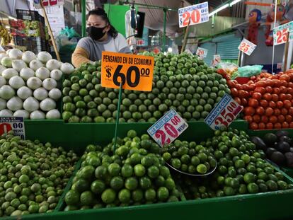 El precio del limón oscila entre los 65 y los 120 pesos por kilogramo en mercados del país.