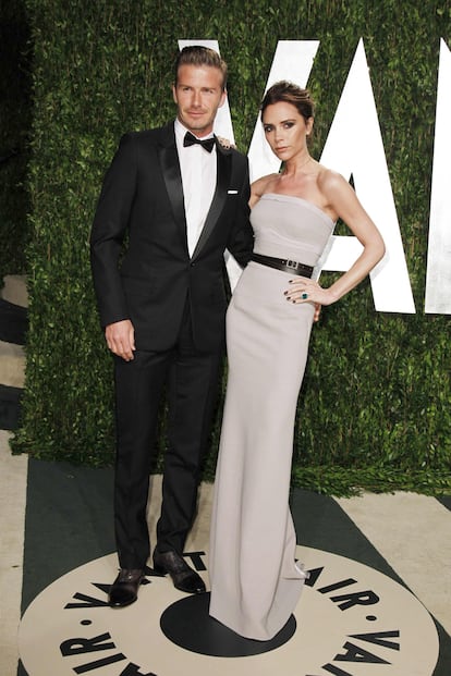 Llegados a la fiesta de Vanity Fair para hacerles la competencia a Angelina y Brad: David y Victoria Beckham.