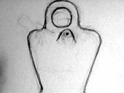 Boceto del artista Pedro Reyes, que ha elaborado para la exposición unas cerámicas con poemas que contienen la palabra <i>agua.</i>