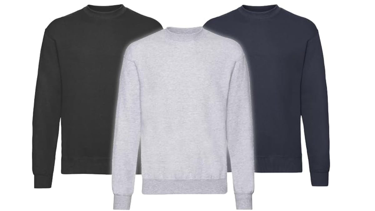 Juego de tres sudaderas de entretiempo de la marca Fruit of the Loom.