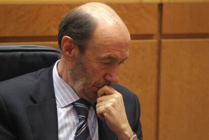 El vicepresidente Rubalcaba, ayer en el Senado.