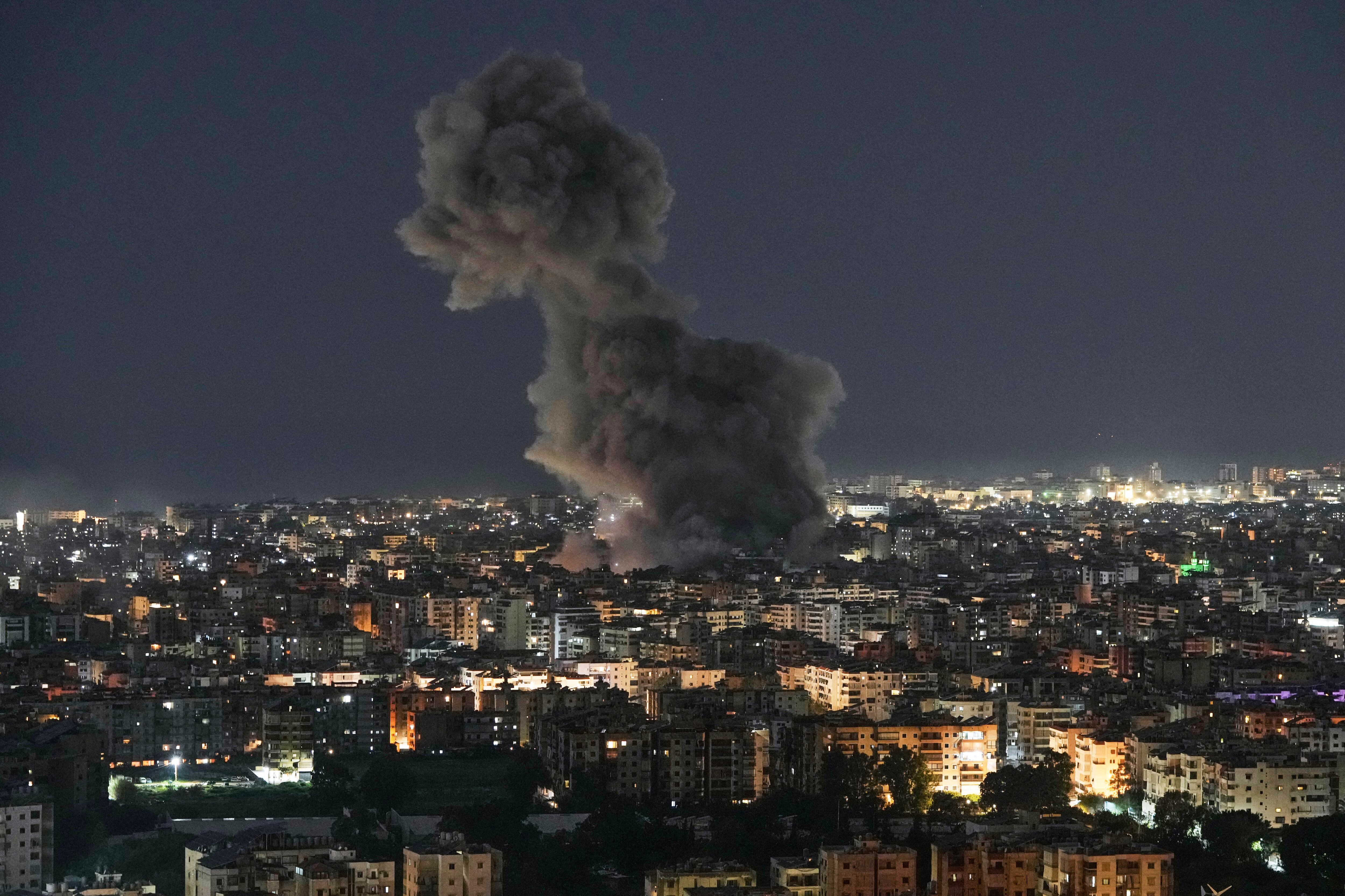 Ultima ora: attacco USA-Israeli contro Iran, due droni colpiscono ambasciata a Riyad causando danni minimi