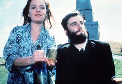 'Mi pie izquierdo', de Jim Sheridan (1989). Daniel Day-Lewis ganó su primer Oscar en la categoría de mejor actor protagonista por su papel en esta película, que catapultó a la fama.