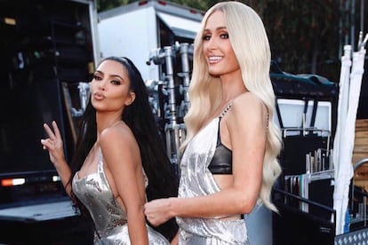 La amistad de Hilton y Kardashian comenzó en los años 80.