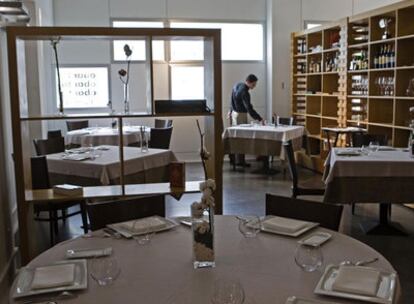 Comedor del restaurante sevillano Abantal, del <i>chef</i> Julio Fernández.