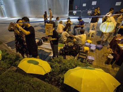 Manifestantes prodemocracia, este domingo en Hong Kong.